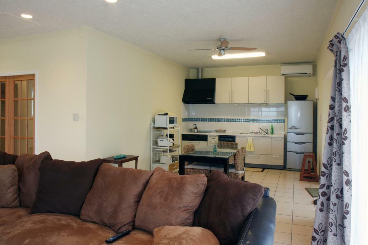 Tsundara Beach Retreat Ishigaki  Екстер'єр фото